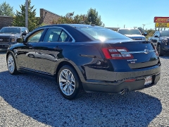 Used 2018  Ford Taurus 4d Sedan FWD Limited at Peters Auto Mall near High Point&comma; NC