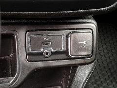 Used 2018  Jeep Renegade 4d SUV FWD Latitude at Peters Auto Mall near High Point&comma; NC