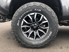 Used 2021  Toyota Tacoma 4WD TRD Sport Double Cab 6ft Bed V6 AT at Kama'aina Nissan near Hilo&comma; HI