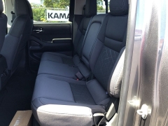 New 2025 Nissan Frontier Crew Cab 4x4 Long Bed SV at Kama'aina Nissan near Hilo, HI