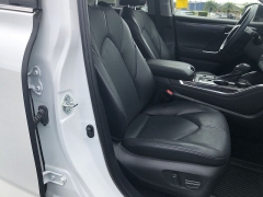 Used 2022  Toyota Highlander Limited FWD at Kona Nissan near Kailua Kona&comma; HI