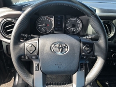 Used 2020  Toyota Tacoma 4WD Double Cab TRD Sport Auto at Kona Nissan near Kailua Kona, HI