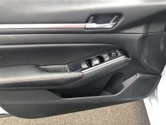Used 2024  Nissan Altima 2&period;5 SR Sedan at Kona Nissan near Kailua Kona&comma; HI