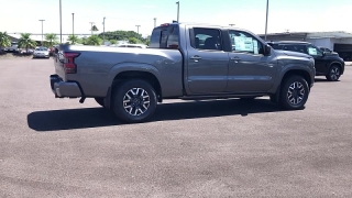 New 2025 Nissan Frontier Crew Cab 4x4 Long Bed SL at Kama'aina Nissan near Hilo, HI