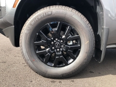 New 2026  Nissan Frontier Crew Cab 4x4 SV at IK Auto Group near Hilo&comma; HI