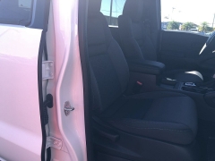 New 2026  Nissan Frontier Crew Cab 4x4 SV at Kama'aina Nissan near Hilo&comma; HI