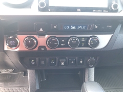 Used 2022  Toyota Tacoma 4WD Limited Double Cab 5ft Bed V6 AT at IK Auto Group near Hilo&comma; HI