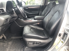 Used 2021  Toyota Highlander Hybrid Platinum AWD at Kama'aina Nissan near Hilo&comma; HI