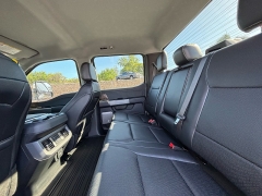 Used 2025  Ford Super Duty F-350 4WD LARIAT Crew Cab SRW 8' Box at Kama'aina Nissan near Hilo&comma; HI