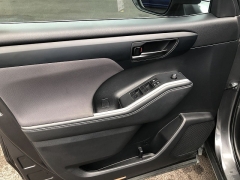 Used 2022  Toyota Highlander L FWD at Kama'aina Nissan near Hilo&comma; HI