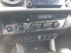 Used 2022  Toyota Tacoma 4WD TRD Off Road Double Cab 5ft Bed V6 AT at Kama'aina Nissan near Hilo&comma; HI