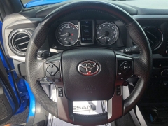 Used 2021  Toyota Tacoma 4WD TRD Off Road Double Cab 5ft Bed V6 AT at IK Auto Group near Hilo&comma; HI