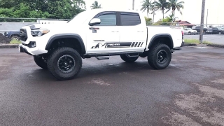 Used 2022  Toyota Tacoma 4WD TRD Off Road Double Cab 5ft Bed V6 AT at Kama'aina Nissan near Hilo&comma; HI