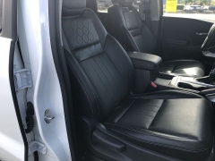 Used 2024  Nissan Frontier Crew Cab 4x4 SL at Kona Nissan near Kailua Kona&comma; HI