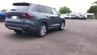 Used 2025  Toyota Grand Highlander Limited FWD at Kona Nissan near Kailua Kona&comma; HI