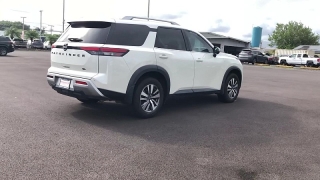 Used 2022  Nissan Pathfinder SL 2WD at Kama'aina Nissan near Hilo&comma; HI