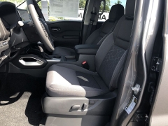 New 2025 Nissan Frontier Crew Cab 4x4 SV at Kona Nissan near Kailua Kona, HI