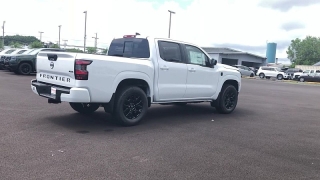 New 2026  Nissan Frontier Crew Cab 4x4 SV at Kona Nissan near Kailua Kona&comma; HI