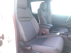 New 2026  Nissan Frontier Crew Cab 4x4 SV at IK Auto Group near Hilo&comma; HI