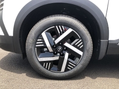 New 2025 Nissan Kicks SV FWD at Kama'aina Nissan near Hilo, HI