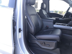 Used 2025  Ford Super Duty F-350 4WD LARIAT Crew Cab SRW 8' Box at IK Auto Group near Hilo&comma; HI