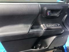 Used 2021  Toyota Tacoma 4WD TRD Off Road Double Cab 5ft Bed V6 AT at IK Auto Group near Hilo&comma; HI