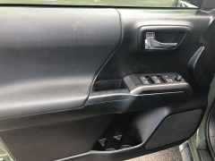 Used 2021  Toyota Tacoma 4WD Double Cab 6' Bed V6 AT &lpar;Natl&rpar; at Kama'aina Nissan near Hilo&comma; HI