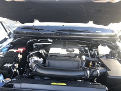 New 2026  Nissan Frontier Crew Cab 4x4 SV at IK Auto Group near Hilo&comma; HI