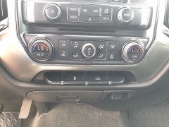 Used 2018  Chevrolet Silverado 1500 4WD Crew Cab LT at Kama'aina Nissan near Hilo&comma; HI