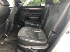 Used 2021  Toyota Highlander Hybrid Platinum AWD at Kama'aina Nissan near Hilo&comma; HI