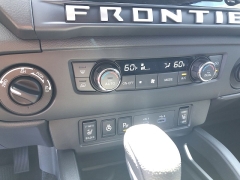 New 2025 Nissan Frontier Crew Cab 4x4 Long Bed SL at Kama'aina Nissan near Hilo, HI
