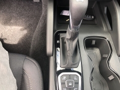 New 2026  Nissan Frontier Crew Cab 4x4 SV at Kama'aina Nissan near Hilo&comma; HI