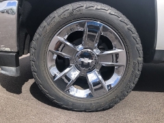 Used 2018  Chevrolet Silverado 1500 4WD Crew Cab LT at Kama'aina Nissan near Hilo&comma; HI