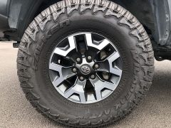 Used 2022  Toyota Tacoma 4WD TRD Off Road Double Cab 5ft Bed V6 AT at Kama'aina Nissan near Hilo&comma; HI