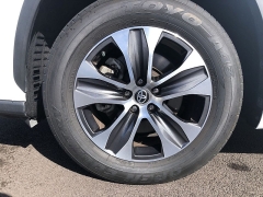 Used 2023  Toyota Highlander XLE FWD at IK Auto Group near Hilo&comma; HI