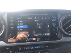 Used 2018  Toyota Tacoma 4WD Double Cab TRD Off-Road Auto at Kama'aina Nissan near Hilo, HI