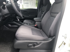 New 2026  Nissan Frontier Crew Cab 4x4 SV at Kona Nissan near Kailua Kona&comma; HI