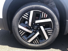 New 2026  Nissan Kicks SV FWD at Kama'aina Nissan near Hilo&comma; HI