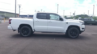 New 2026  Nissan Frontier Crew Cab 4x4 SV at Kona Nissan near Kailua Kona&comma; HI