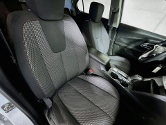 Used 2017  Chevrolet Equinox 4d SUV AWD LT at Graham Auto Mall near Mansfield&comma; OH