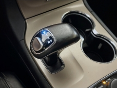 Used 2015  Jeep Grand Cherokee 4d SUV 4WD Limited at Graham Auto Mall near Mansfield&comma; OH