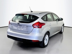 Used 2018  Ford Focus 4d Hatchback SE at Graham Auto Mall near Mansfield&comma; OH