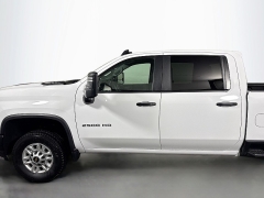 Used 2025  Chevrolet Silverado 2500HD 4WD Crew Cab 172" Work Truck Gas at Graham Auto Mall near Mansfield&comma; OH