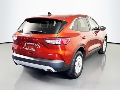 Used 2020  Ford Escape 4d SUV AWD SE at Dutro Auto near Zanesville&comma; OH