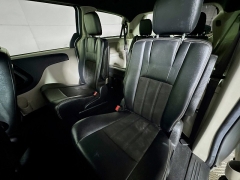 Used 2019  Dodge Grand Caravan 4d Wagon SXT at Dutro Auto near Zanesville&comma; OH