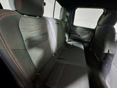 Used 2022  Nissan Frontier Crew Cab 4x4 PRO-4X Auto at Dutro Auto near Zanesville, OH