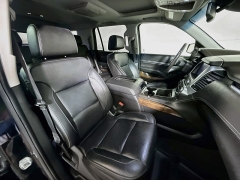 Used 2020  Chevrolet Tahoe 4d SUV 4WD LT at Graham Auto Mall near Mansfield&comma; OH