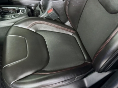 Used 2021  Jeep Cherokee Trailhawk 4x4 at Dutro Auto near Zanesville&comma; OH