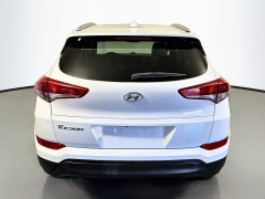 Used 2018  Hyundai Tucson 4d SUV FWD SEL Plus at Graham Auto Mall near Mansfield&comma; OH