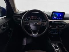 Used 2020  Ford Escape 4d SUV AWD SE at Graham Auto Mall near Mansfield&comma; OH